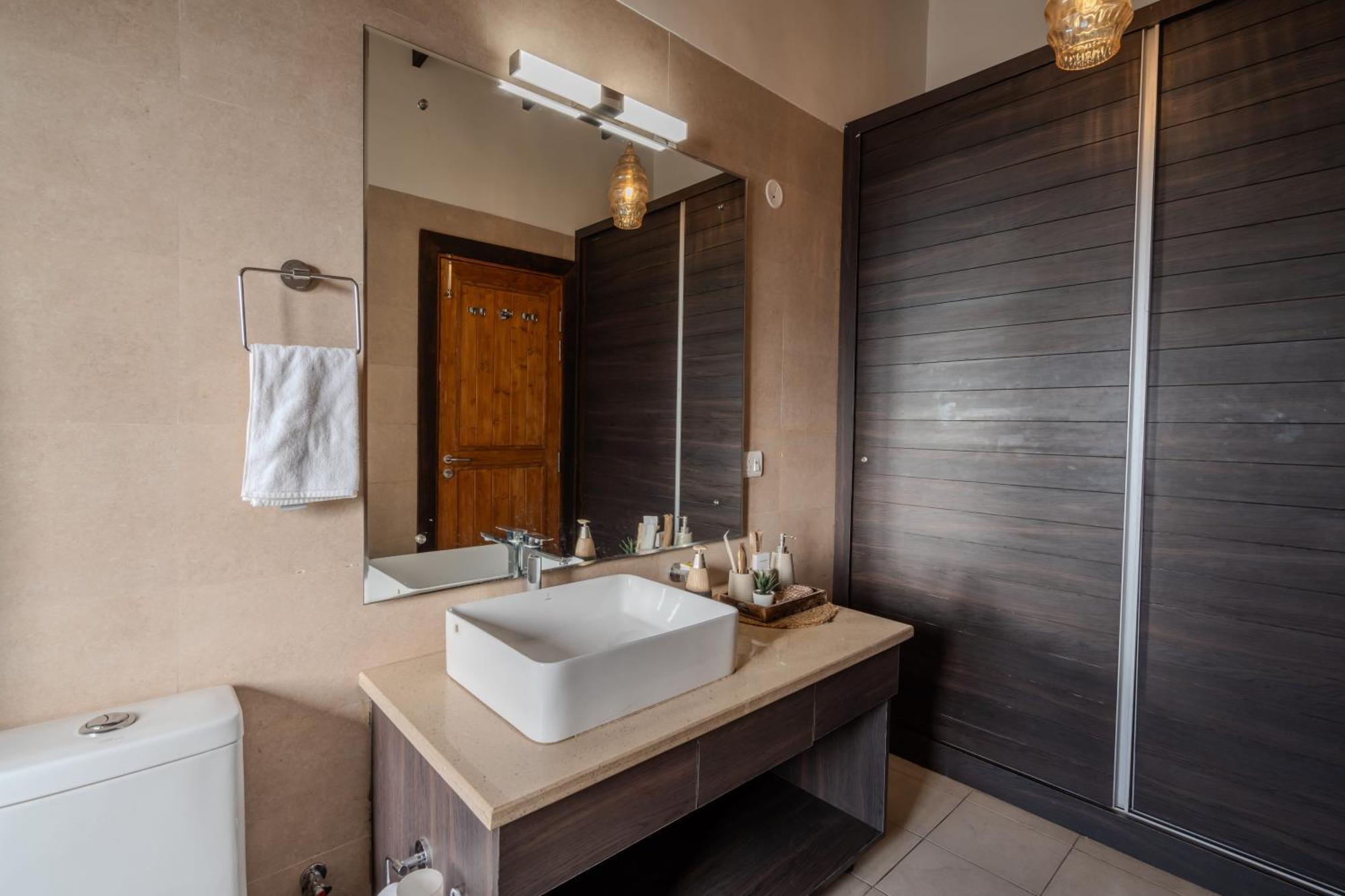 Saffronstays Timber Crest Дехрадун Екстериор снимка